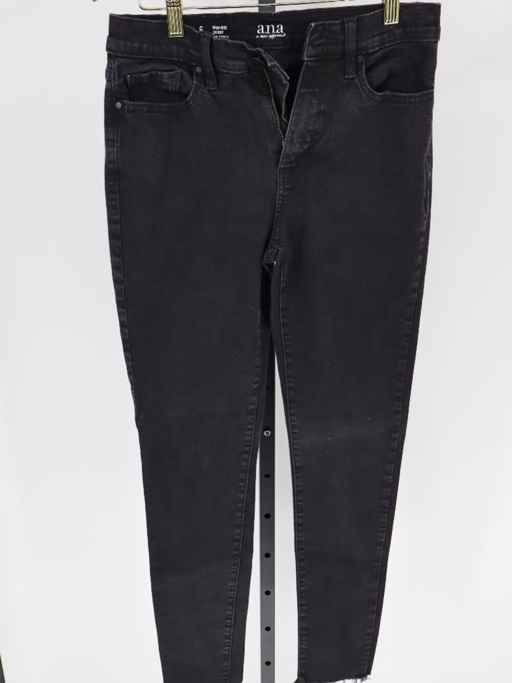 Women's Black denim ANA mid rise skinny with Raw hem  Like new Size 6